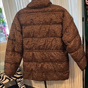 New Who What Wear Leopard Print Puffer Jacket size Lg